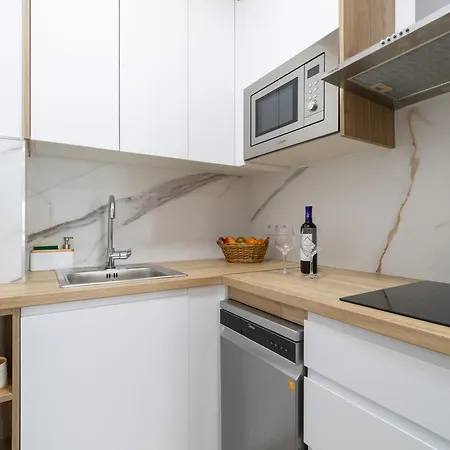 Apartman Paraiso Canteras - Beachfront Living!